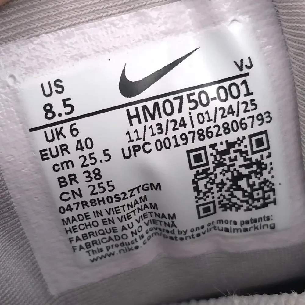 Nike women air